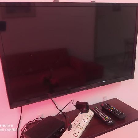 Pd Laguna Homestay Red 波德申 外观 照片