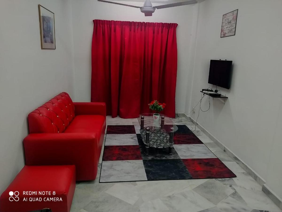 Pd Laguna Homestay Red 波德申 外观 照片