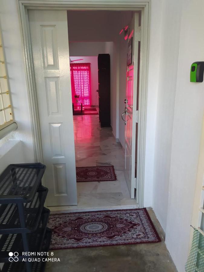 Pd Laguna Homestay Red 波德申 外观 照片